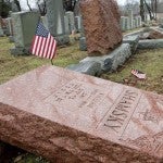 Cementerio judío profanado en St Louis, en Estados Unidos