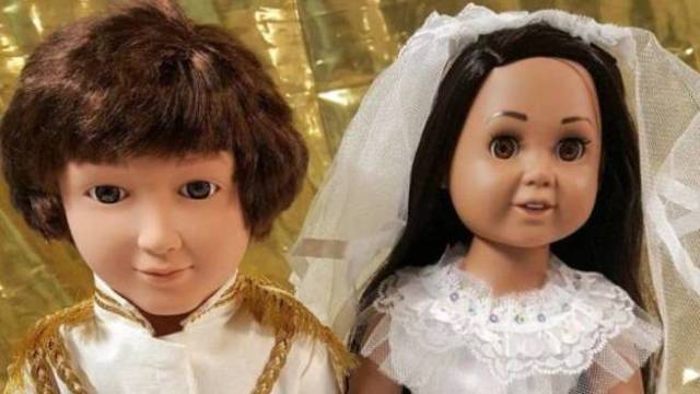 Los muñecos de boda del príncipe Harry y Meghan Markle 