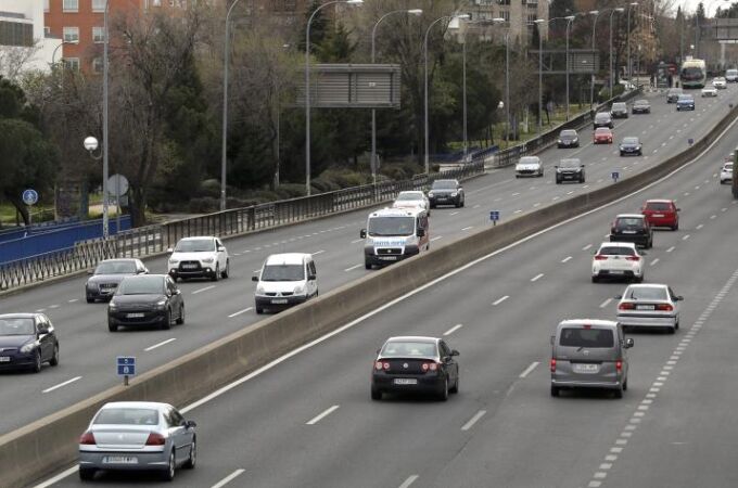 Tráfico de entrada en Madrid por la A-5, carretera de Extremadura, a la altura de Cuatro Vientos