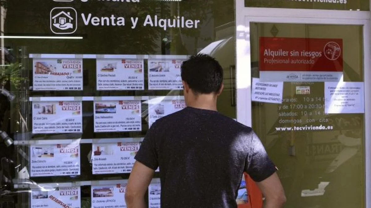 El economista Niño Becerra lanza un aviso a los que piensan en pedir una hipoteca: «Pueden pasar muchas cosas»