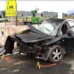 Muere un conductor al estrellarse contra un bloque de hormigón en un peaje