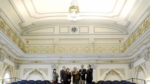 Camps y Font de Mora durante la inauguración ayer del Conservatorio Profesional de Música de San Esteban