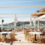 La harmonía de los elementos decorativos, los olores y el baile de cocineros y camareros convierte el restaurante en el que han invertido Piqué y Shakira en un espacio agradable