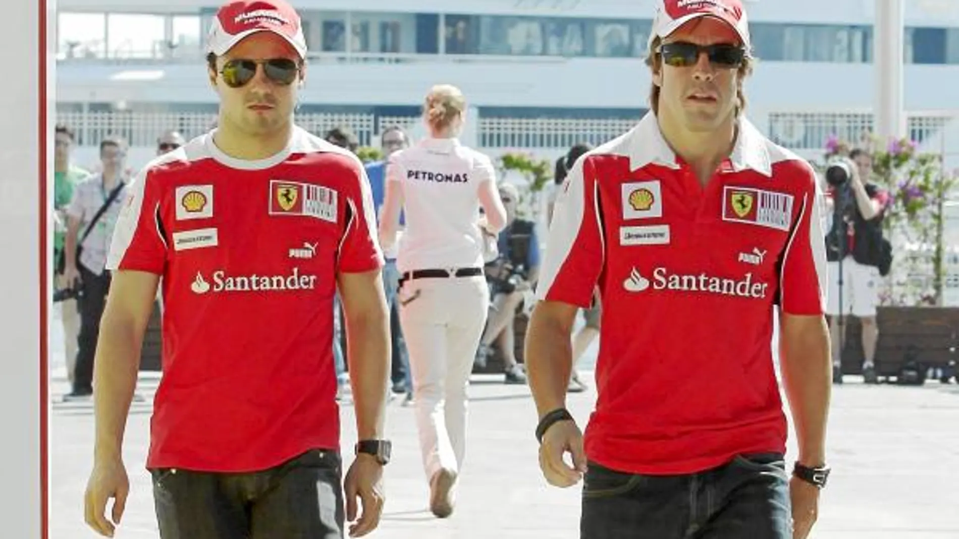 Ferrari clama en solitario contra la FIA