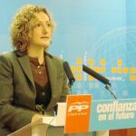 Carreño apuntó que el recorte es una nueva muestra de los «bandazos» de ZP