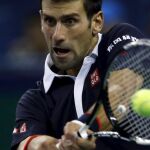 Novak Djokovic ganó por 6-2 y 6-1