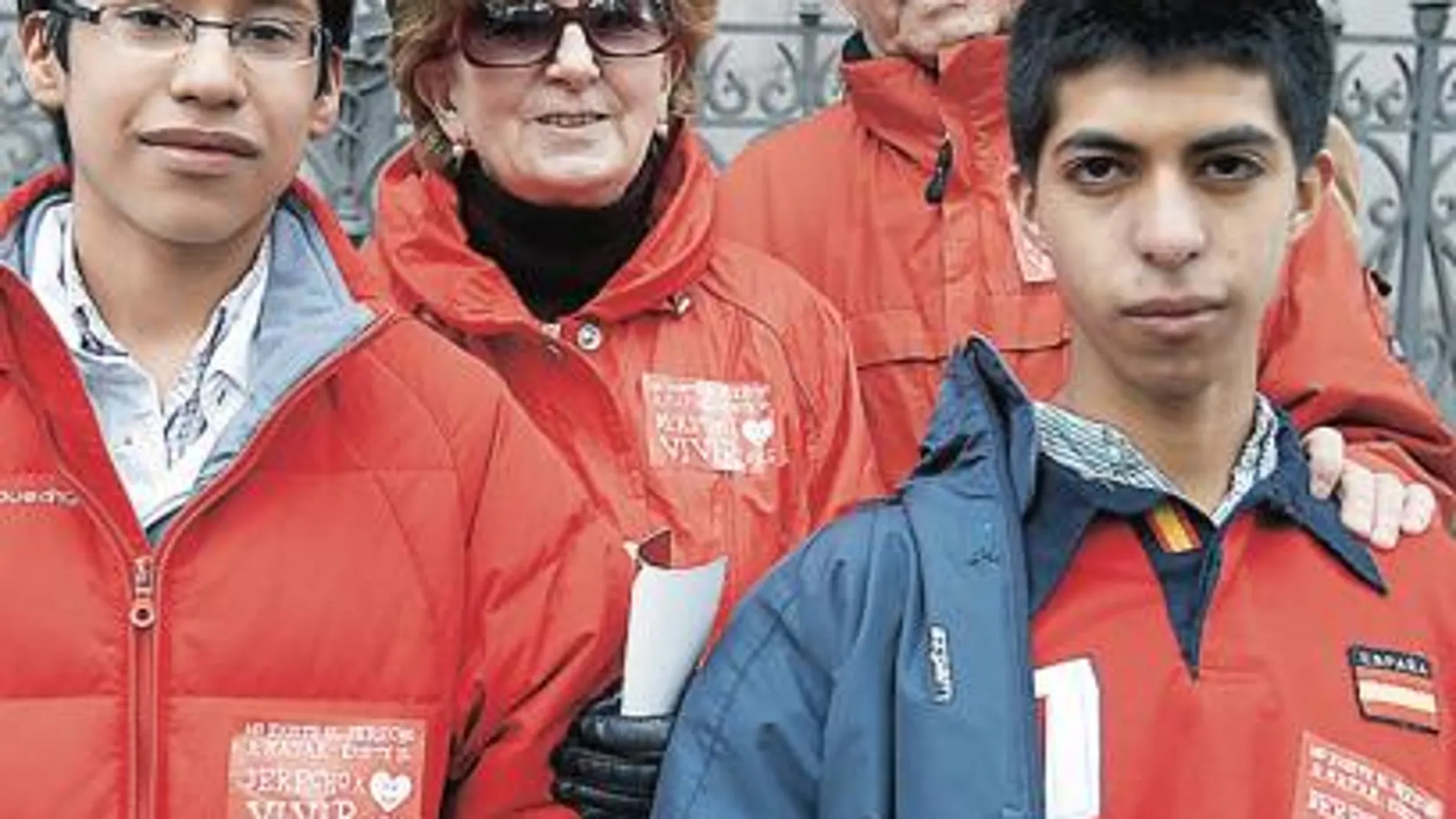 La familia Ibáñez Casamayor, con dos de sus nietos