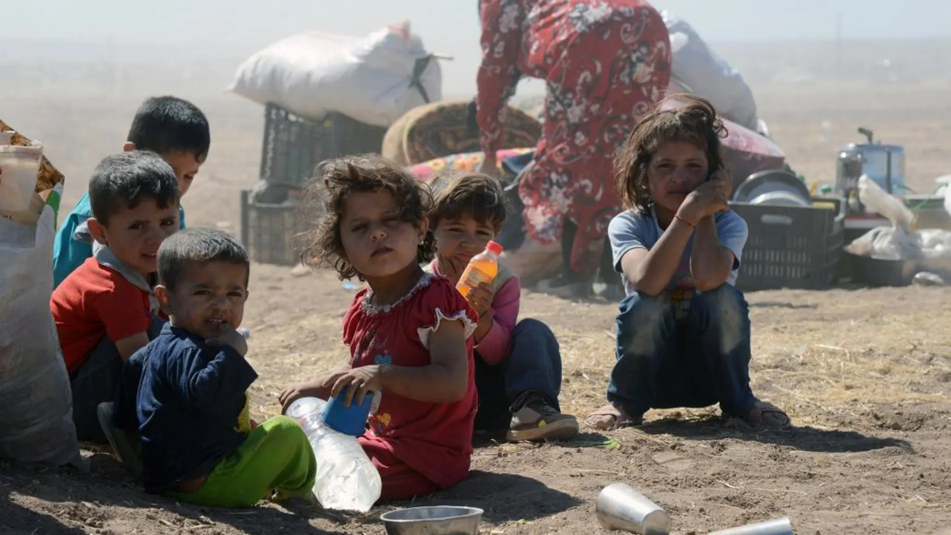 Niños sirios, en la frontera con Turquía