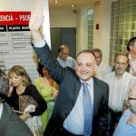 Calabuig vence en las primarias de Valencia y Martín en las de Alicante