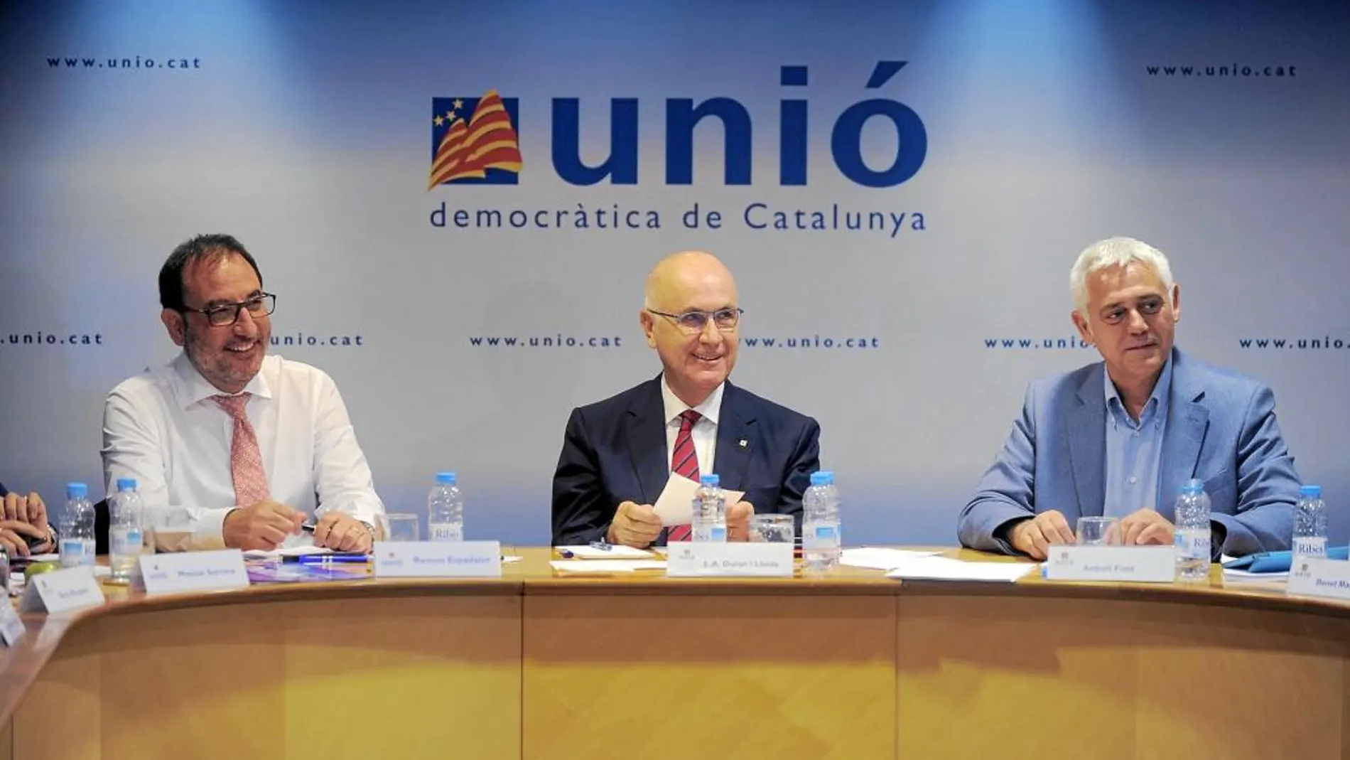 El comité de gobierno de Unió Democràtica, compuesto por 17 fieles a la dirección y 8 críticos independentistas, se reunirá hoy al mediodía