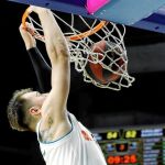 Doncic hace un mate. El base anotó 11 puntos y atrapó 4 rebotes / Efe