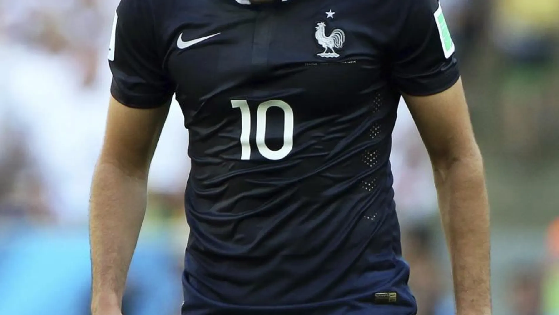 El delantero galo del Real Madrid Karim Benzema ha sido suspendido provisionalmente