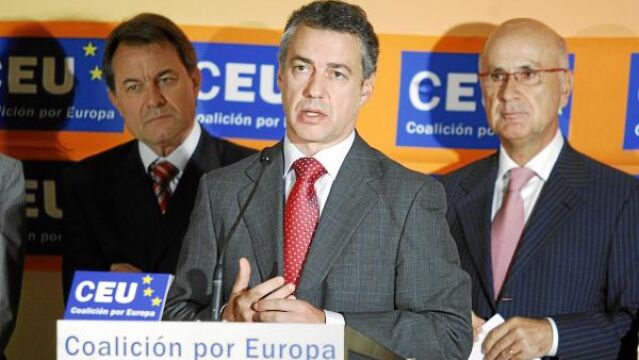 CiU y PNV coordinan estrategias para marcar el futuro del Gobierno