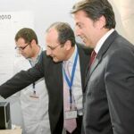 El conseller Manuel Cervera, ayer durante su visita al CSISP