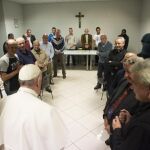 El Papa visita el nuevo albergue cerca de la plaza de San Pedro
