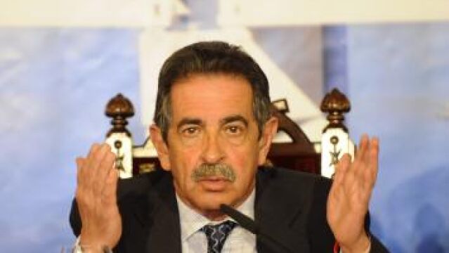 Revilla: «Me han chafado la alegría del AVE»