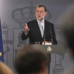 Rajoy, ayer, en su comparecencia en el Palacio de la Moncloa