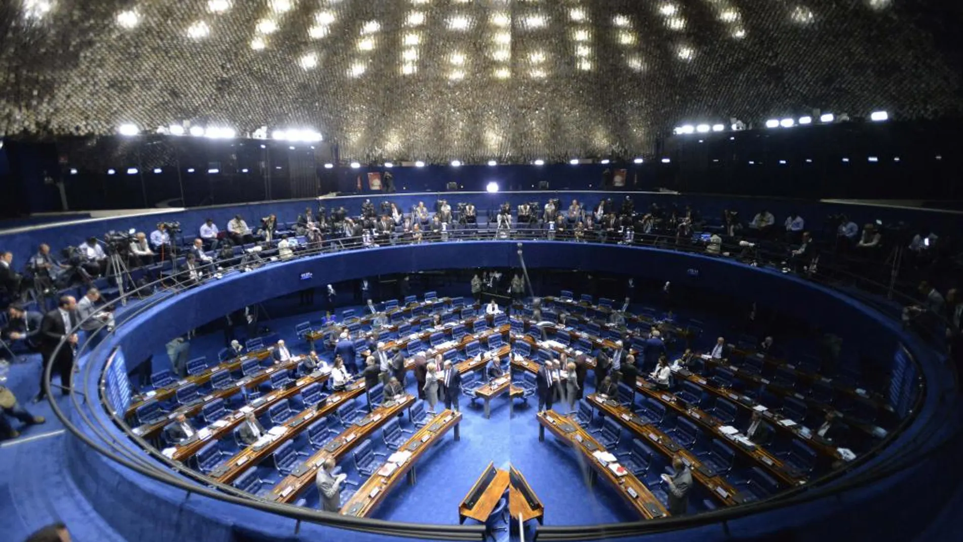 Vista general del inicio de la sesión del Senado, en Brasilia (Brasil), que definirá si la presidenta Dilma Rousseff será sometida a un juicio político.
