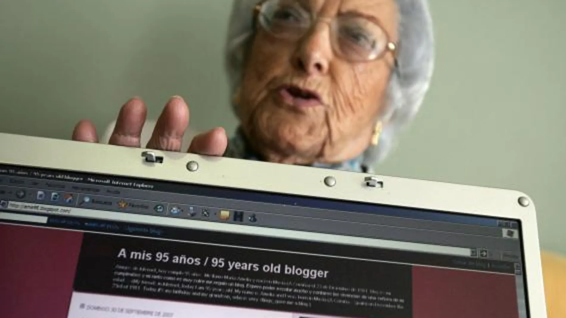 Fallece María Amelia López, la "abuela bloguera", a los 97 años