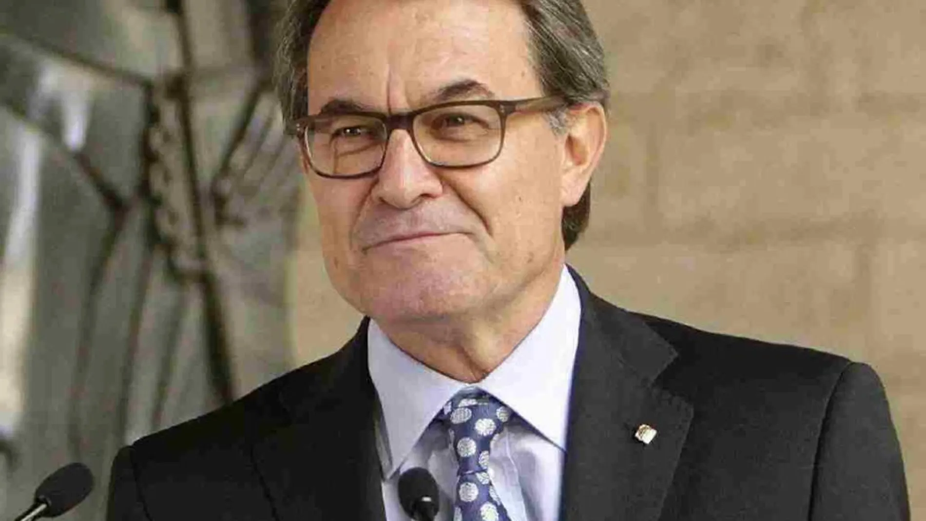 Artur Mas, durante, la rueda de prensa que ha ofrecido en el Palau de la Generalitat tras declarar.