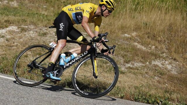 Geraint Thomas y Mikel Nieve, escuderos de Froome en la Vuelta a España
