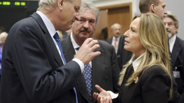 Trinidad Jiménez durante el Consejo de Ministros de Exteriores europeos celebrado en Luxemburgo