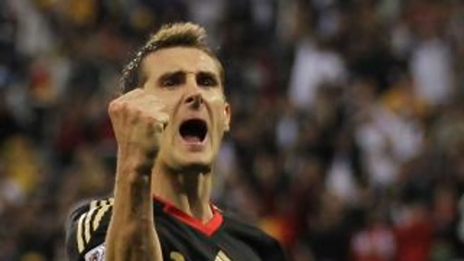 Klose igualó con Gerd Mueller ya está a uno de Ronaldo
