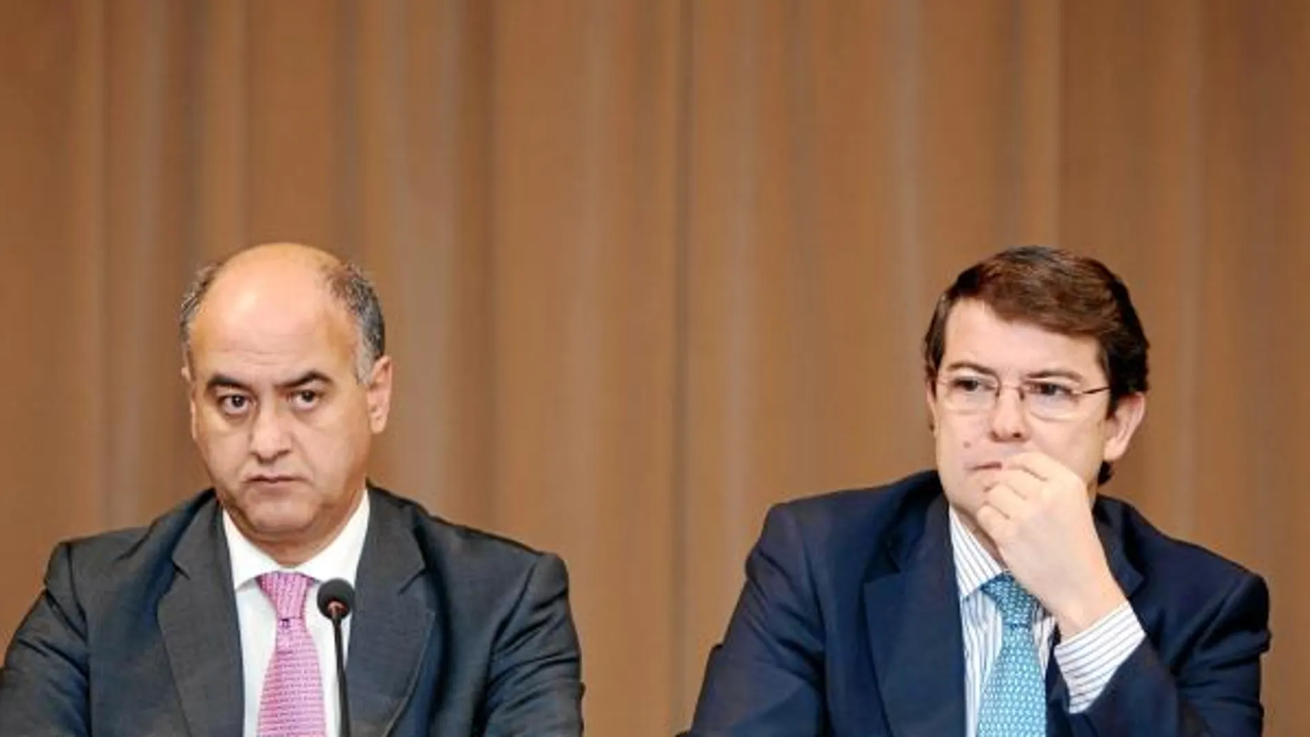 Miguel Ángel García Nieto y Fernández Mañueco, en la apertura del Consejo Regional de la FRMP