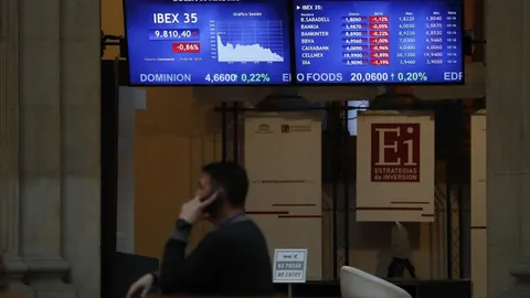 La Bolsa española comienza la sesión a la baja