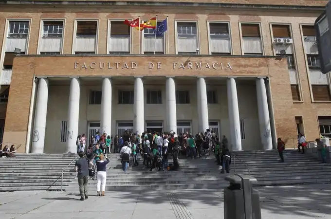 Madrid pide cuentas a Sánchez por el «trato privilegiado» a las universidades catalanas