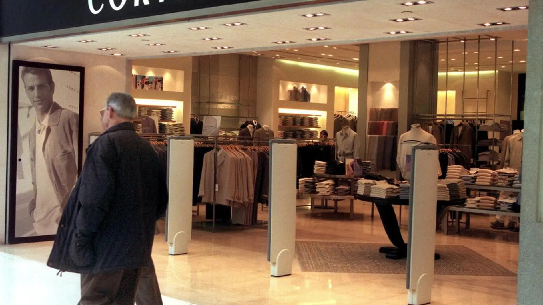 Imagen de una de las tiendas de Cortefiel