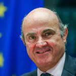 Los eurodiputados de la Comisión de Asuntos Económicos y Monetarios del Parlamento Europeo (PE) dieron hoy luz verde al ministro español de Economía
