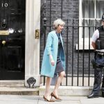 La ministra del Interior, Theresa May, sale del Consejo de Ministros en Downing Street, ayer, en Londres
