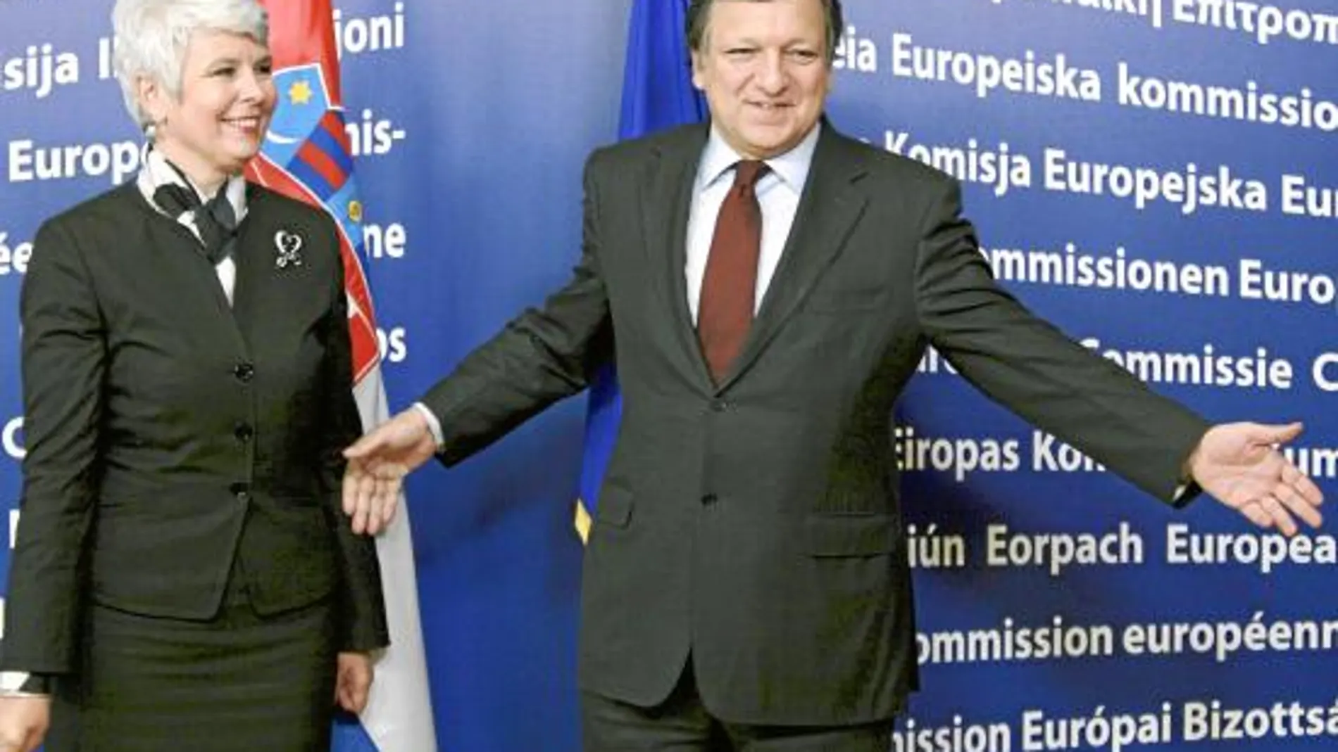 La primera ministra croata y el presidente de la Comisión Europea