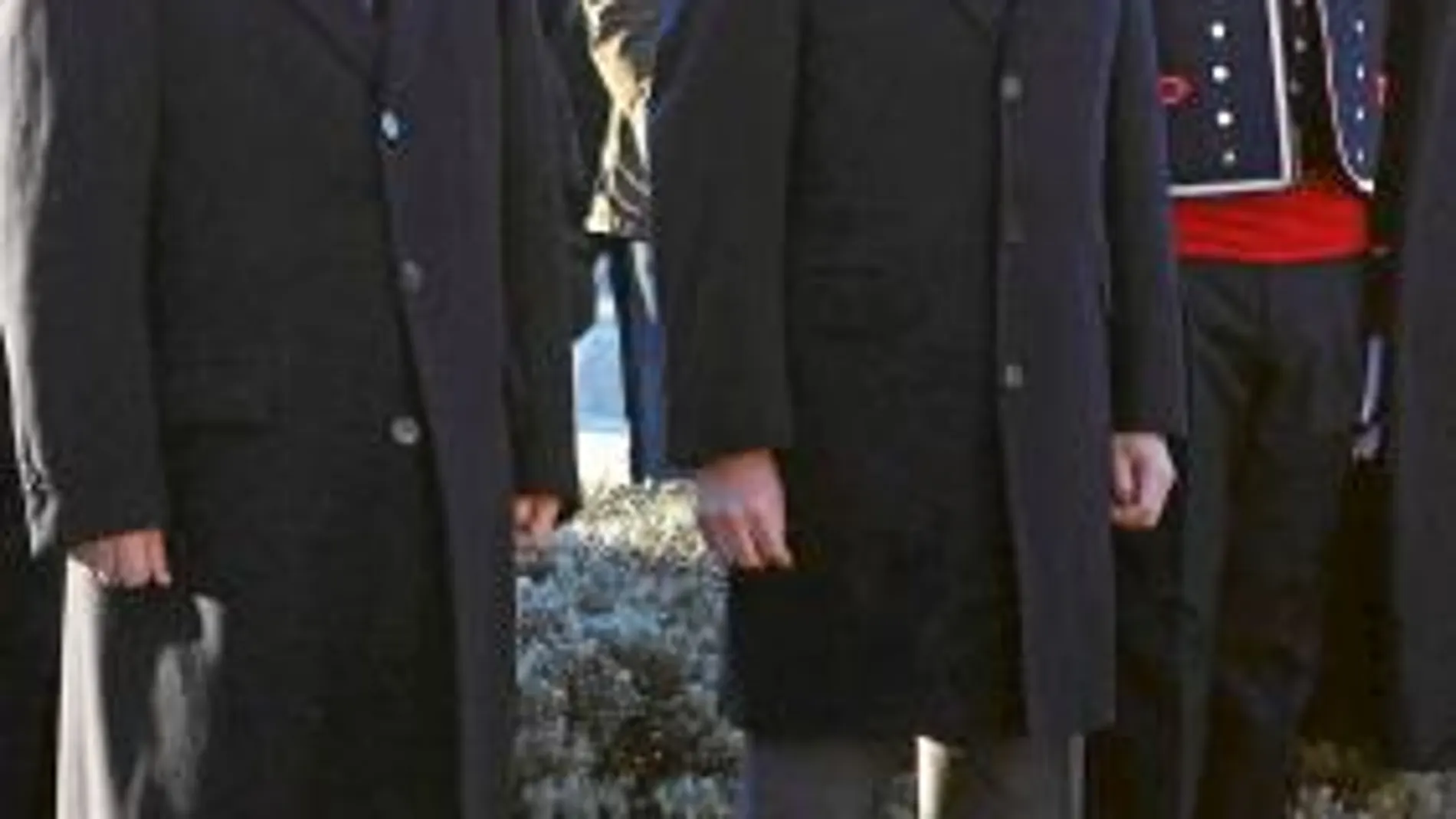Montilla y Mas, durante la tradicional ceremonia de recuerdo a la figura del presidente de la Generalitat republicana Francesc Macià