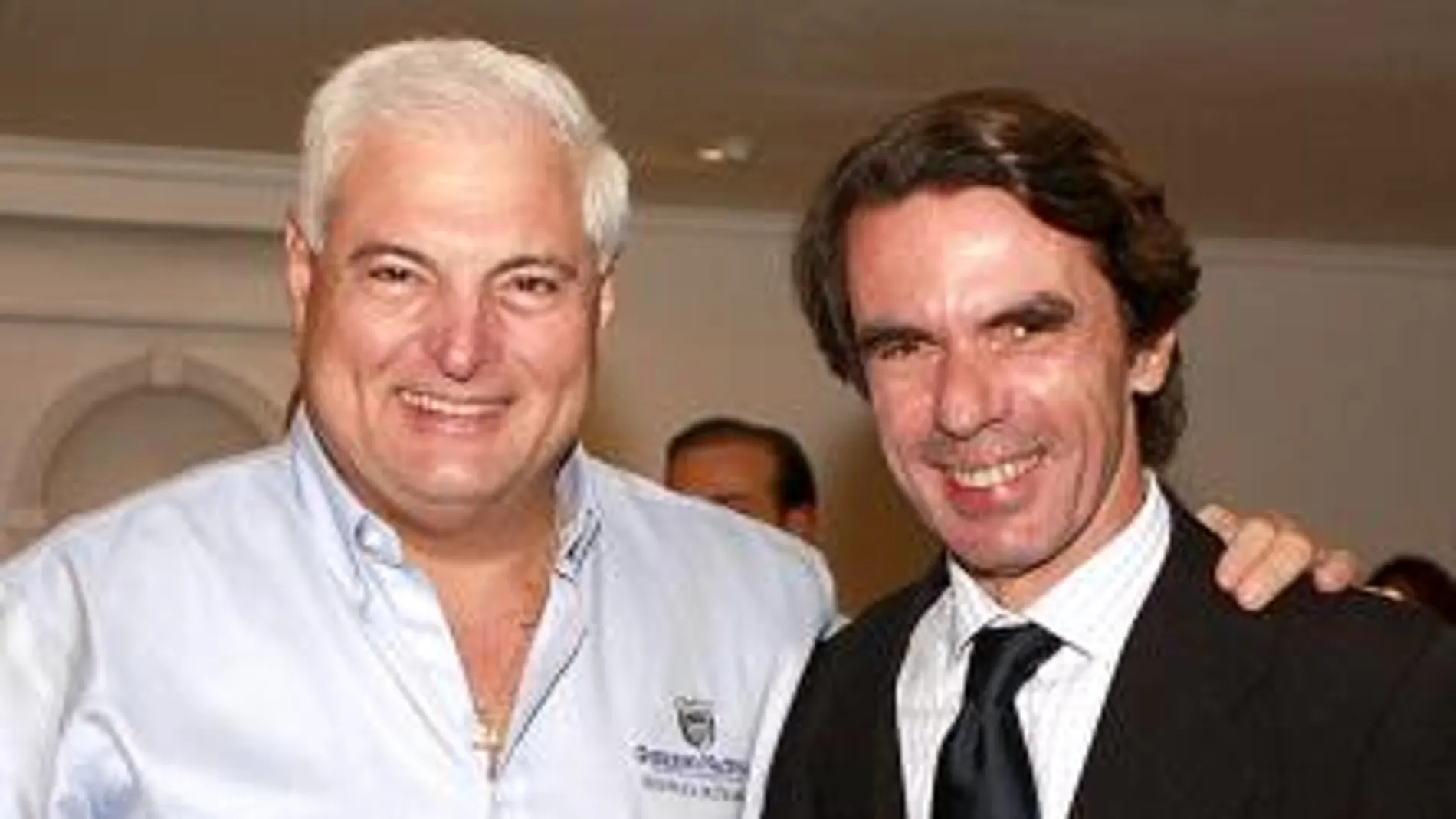 José María Aznar y el presidente de Panamá, Ricardo Martinelli.