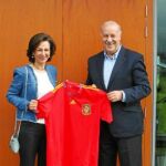 Ana Patricia Botín Presidenta de Banesto y Del Bosque Seleccionador