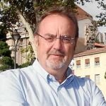 FERNANDO REY, consejero de Educación. Nació en León en 1963. Licenciado y doctor en Derecho por la Universidad de Valladolid de la que es profesor desde 1986.