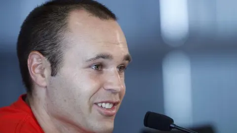 Iniesta regresa a la Roja