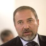 Lieberman se compromete a la paz con los palestinos pero sin injerencias