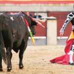 Urdiales y Bolívar, primeras orejas de la feria