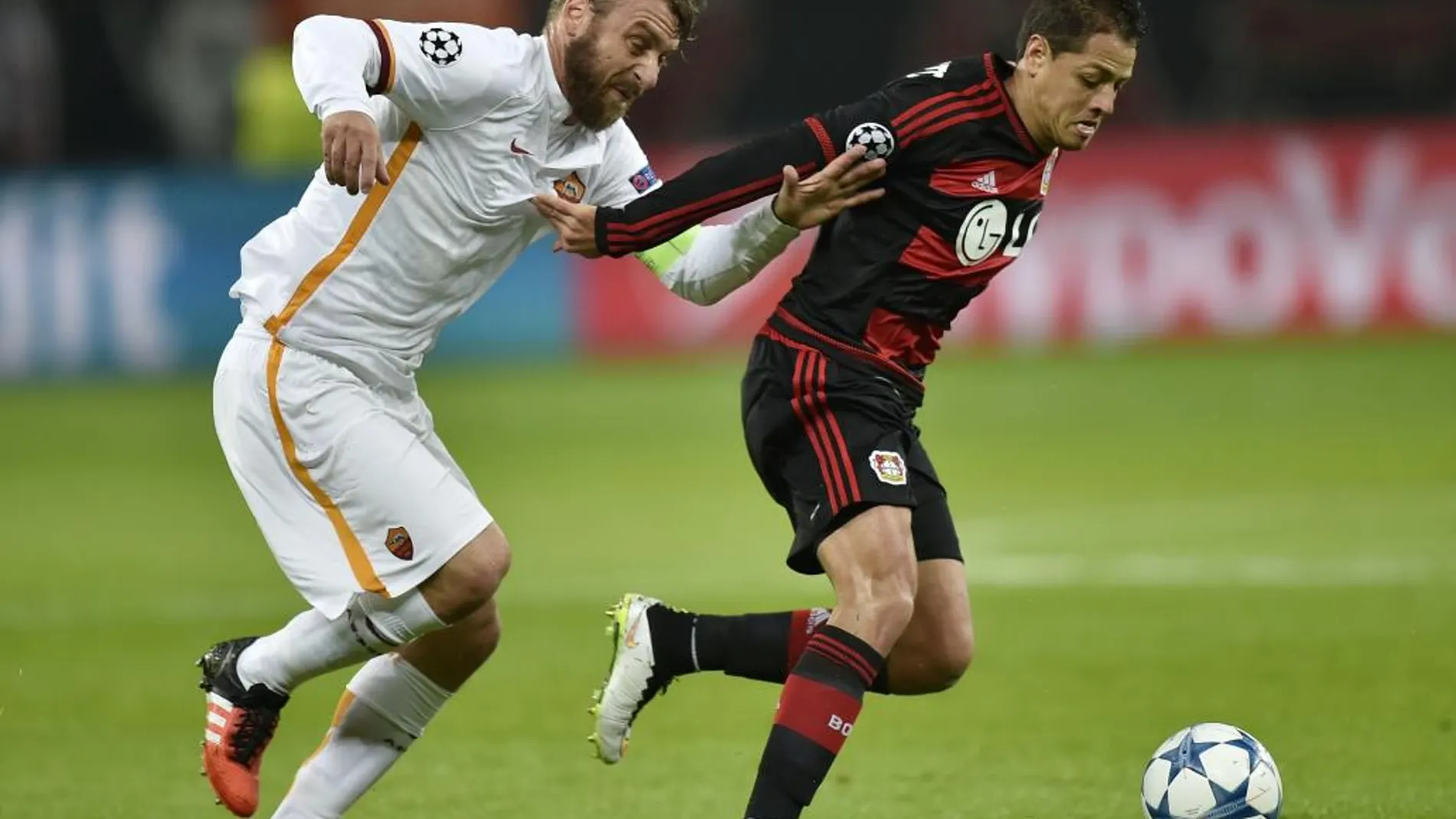 4-4. El Leverkusen y el Roma empatan en un partido loco