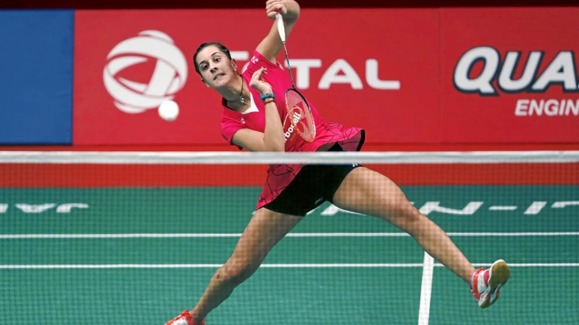 Carolina Marín, la bicampeona del mundo de bádminton, durante el partido