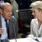 El ministro de Defensa galo durante la reunión de la OTAN.