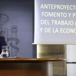 La ministra de Empleo, Fátima Báñez, durante la rueda de prensa ofrecida tras la reunión del Consejo de Ministros