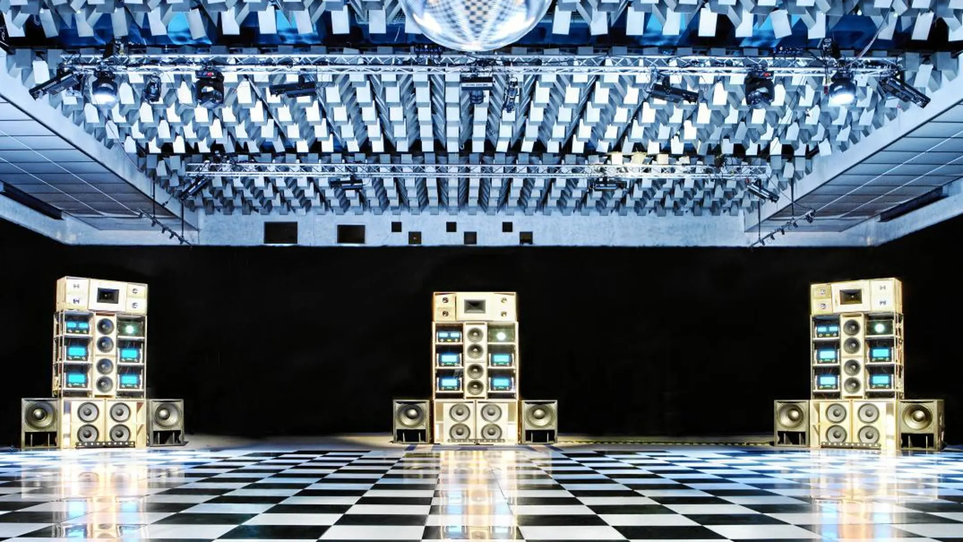 Richie Hawtin presentará su última maravilla audiovisual mientras James Murphy u 2Manydjs regresarán a pinchar los tres días del Sónar de día en un club para 800 personas