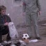 MacGyver convertía periódicos en globos