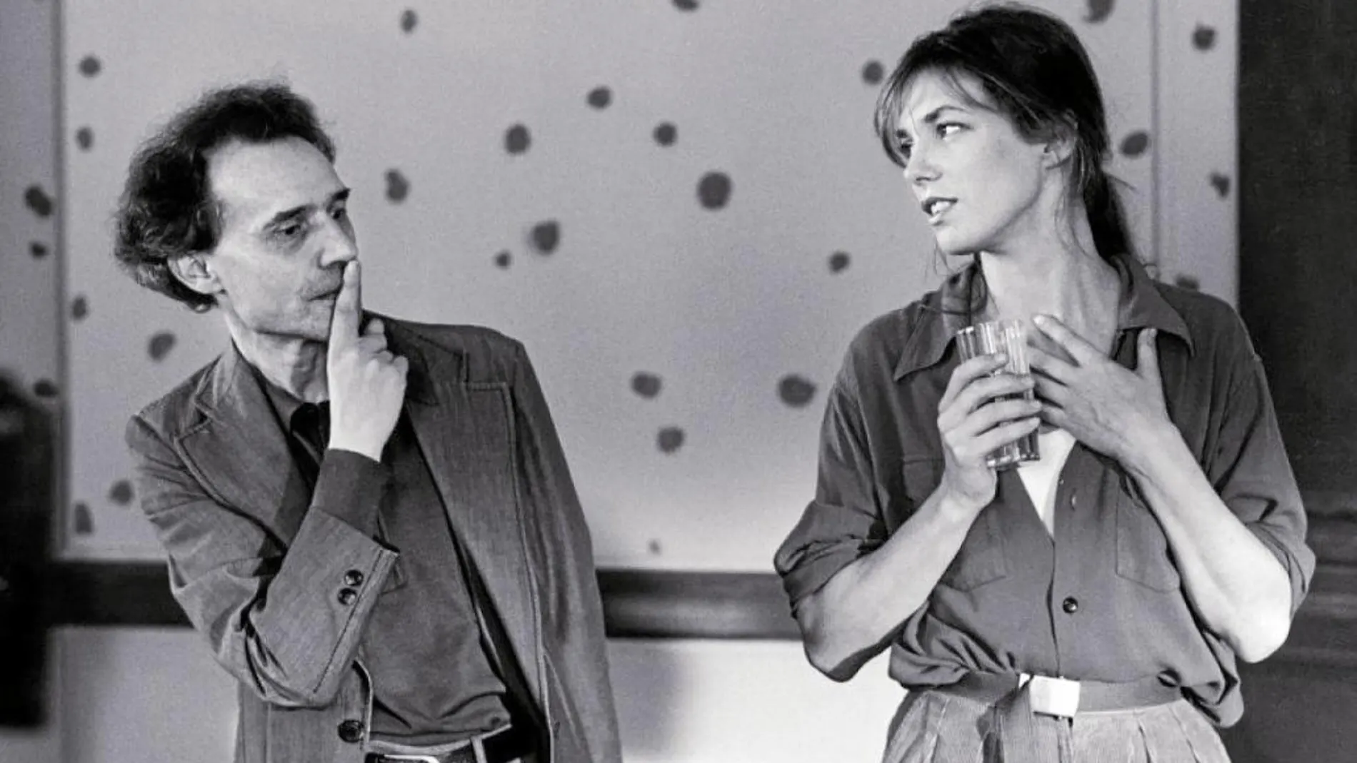 Jacques Rivette con Jane Birkin durante el rodaje de «El amor por tierra» (1984)