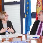 La consellera de Vivienda, María José Salvador, en una reunión mantenida esta pasada semana con el rector de la Universidad Jaume I de Castellón