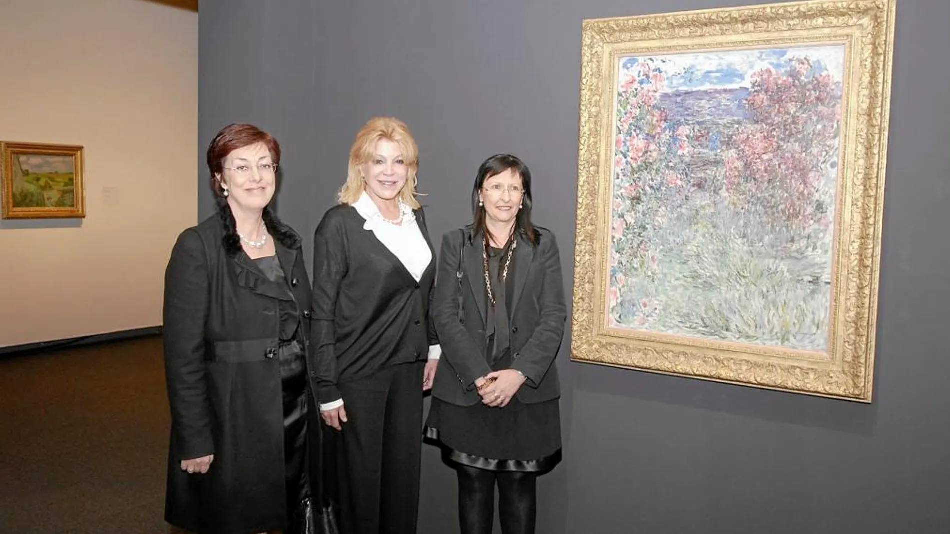 Empar Martínez, Carmen Thyssen-Bornemisza y Elisa Duran durante la presentación de la muestra pictórica